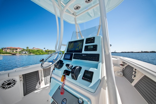 27ft Pathfinder Yacht For Sale