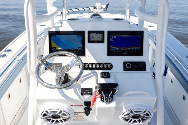 2025 Yellowfin 26