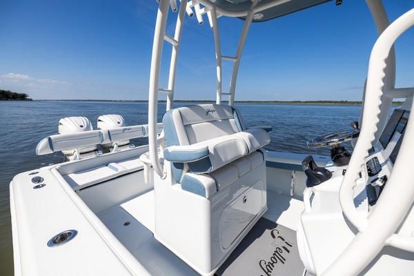 2025 Yellowfin 26