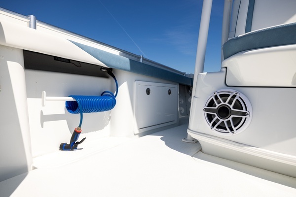 2025 Yellowfin 26