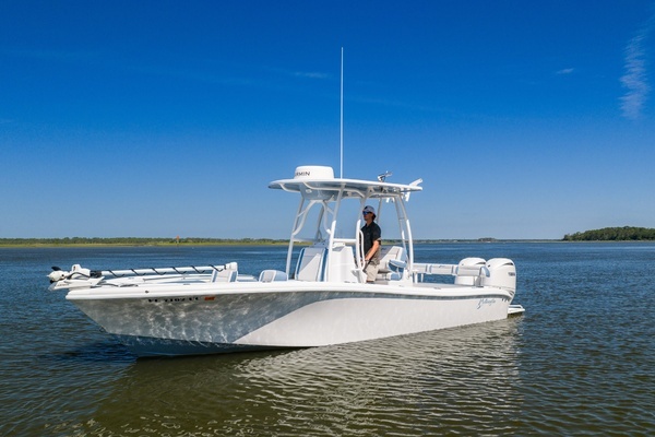 2025 Yellowfin 26