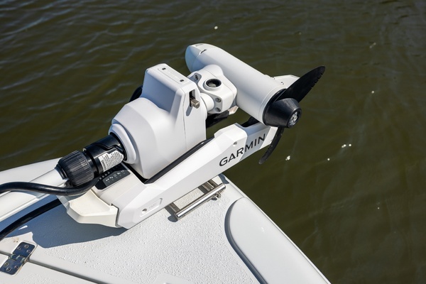 2025 Yellowfin 26