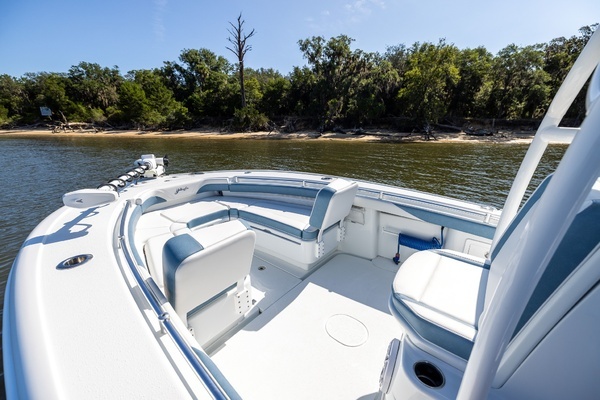 2025 Yellowfin 26