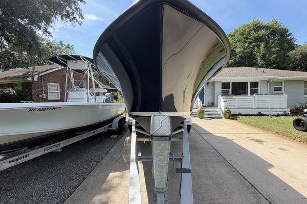 Photo of the 1976 SeaCraft 23 CC Classic