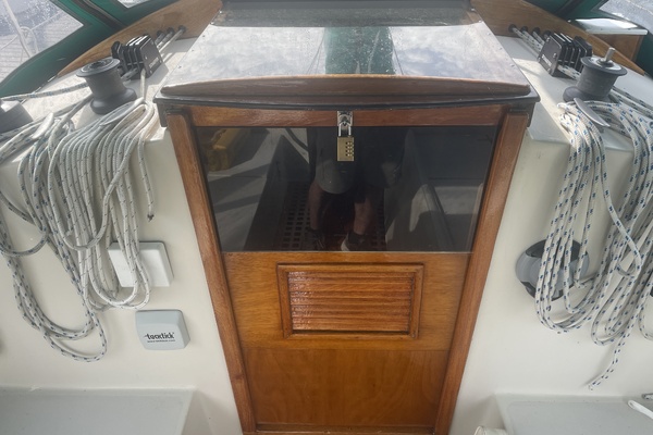 FIESTY 31ft Nonsuch Yacht For Sale