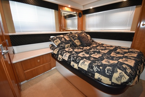 Liquid Asset 35ft Carver Yacht For Sale