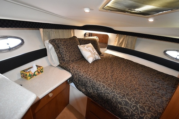 Liquid Asset 35ft Carver Yacht For Sale