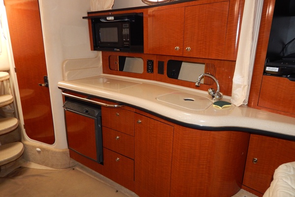 Getting There 32ft Sea Ray Yacht For Sale