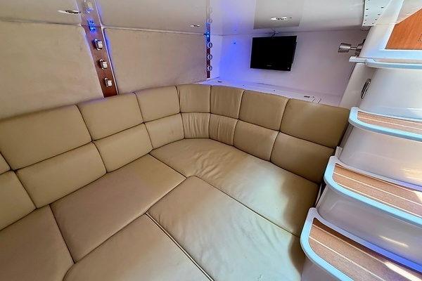 33ft Edgewater Yacht For Sale