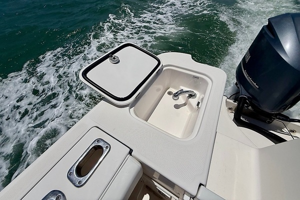Edgewater 335 Express Yacht For Sale