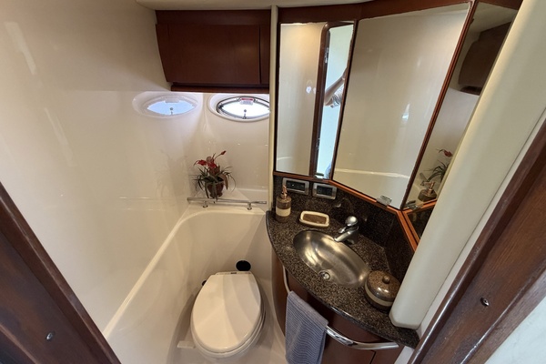 44ft Sea Ray Yacht For Sale