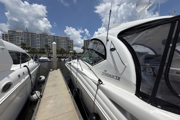 44ft Sea Ray Yacht For Sale