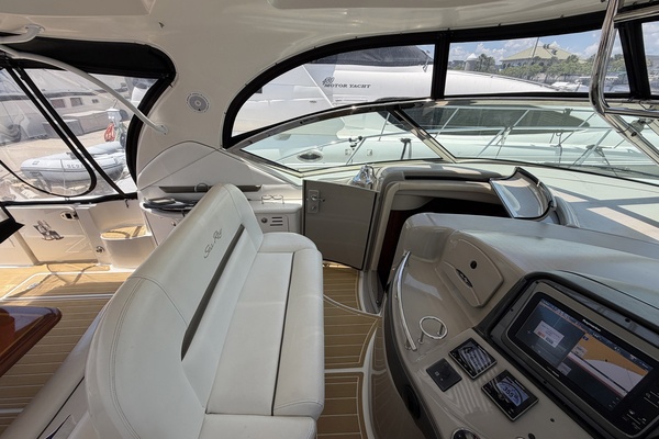 44ft Sea Ray Yacht For Sale