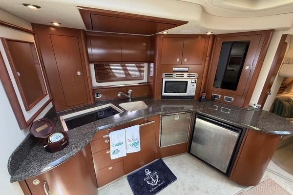 44ft Sea Ray Yacht For Sale