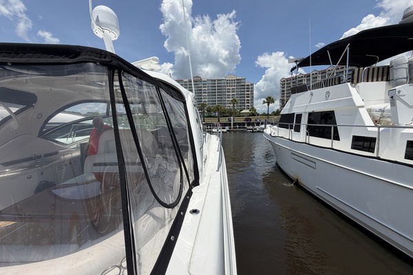 44ft Sea Ray Yacht For Sale