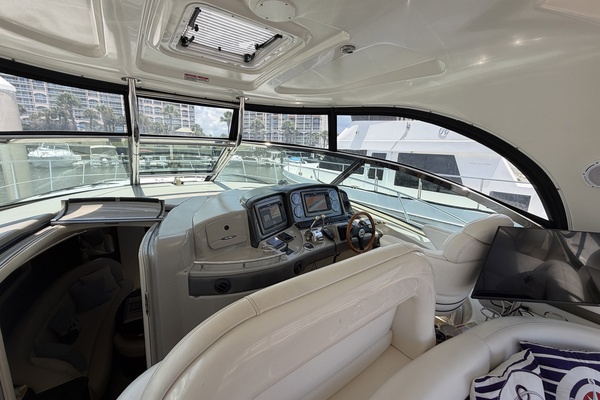 44ft Sea Ray Yacht For Sale