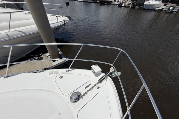 Sea Ray Sundancer Yacht For Sale