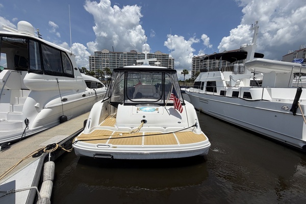 44ft Sea Ray Yacht For Sale