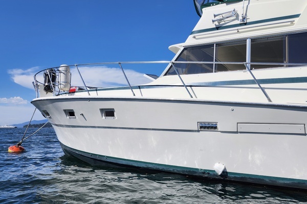 Photo of the 1977 Viking 43 "West Wind"