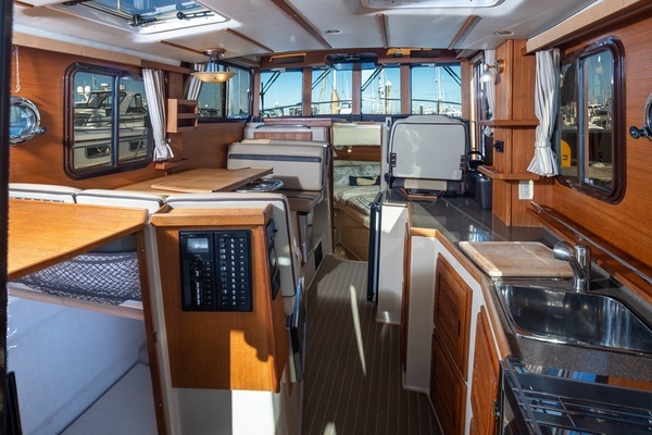 2018 Ranger Tugs 31