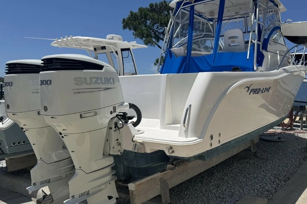 32ft Pro Line Yacht For Sale