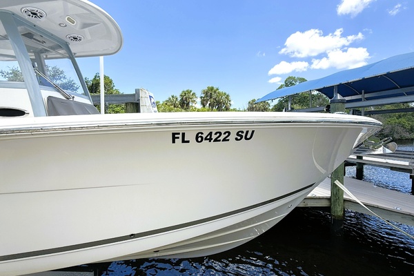 28ft Cobia Yacht For Sale