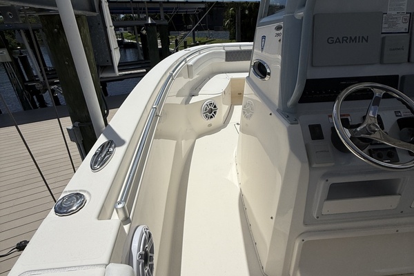28ft Cobia Yacht For Sale