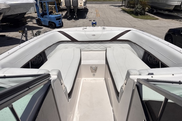 26ft Regal Yacht For Sale