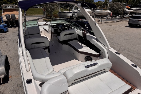 26ft Regal Yacht For Sale