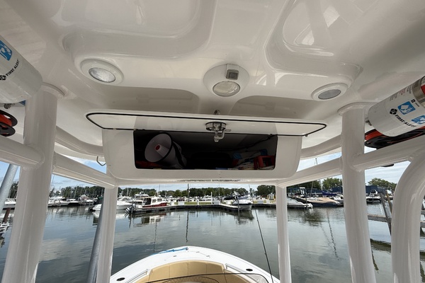 23ft Sportsman Yacht For Sale