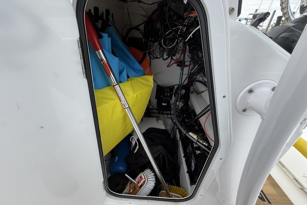 23ft Sportsman Yacht For Sale