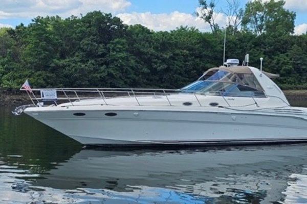 40ft Sea Ray Yacht For Sale
