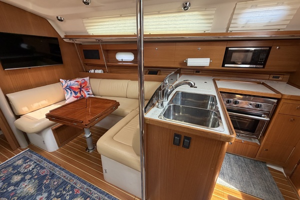 Tiger Lily 35ft Catalina Yacht For Sale