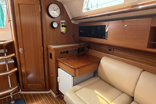 Tiger Lily 35ft Catalina Yacht For Sale