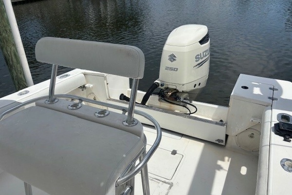 Frayed Knot 23ft Tracker Yacht For Sale