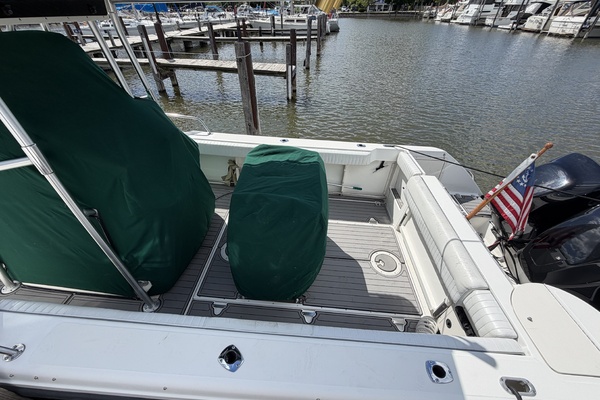 26ft Boston Whaler Yacht For Sale