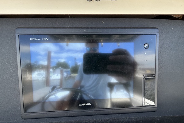 26ft Boston Whaler Yacht For Sale