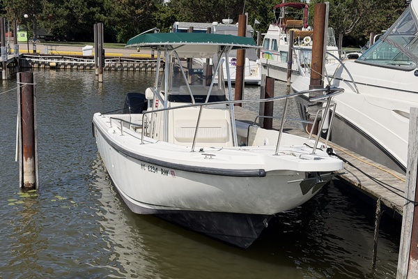 26ft Boston Whaler Yacht For Sale