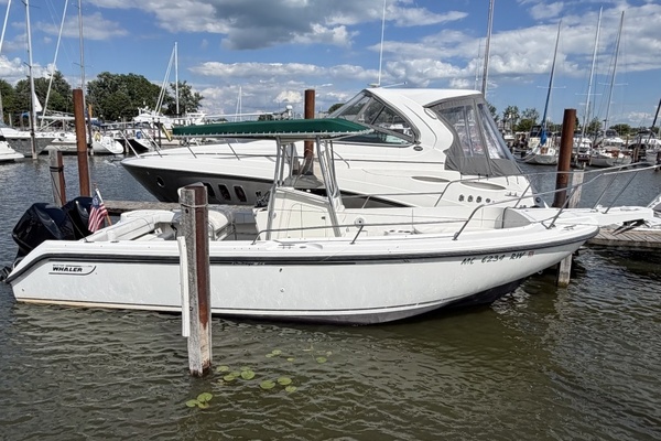 26ft Boston Whaler Yacht For Sale
