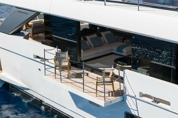 LADY LU  121ft Sanlorenzo Yacht For Sale
