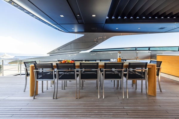LADY LU  121ft Sanlorenzo Yacht For Sale