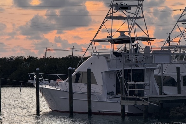 Photo of the 1990 Striker 60 Sportfish "Caught"