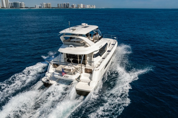 44ft Aquila Yacht For Sale