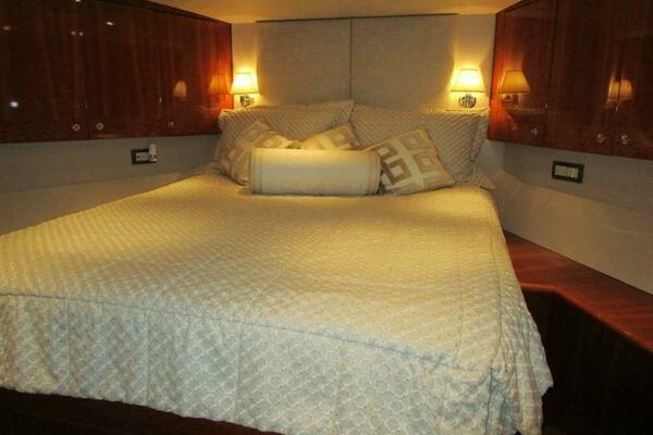 Cheoy Lee Sport Motor Yacht Yacht For Sale