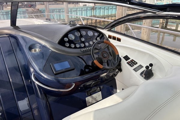 34ft Sunseeker Yacht For Sale