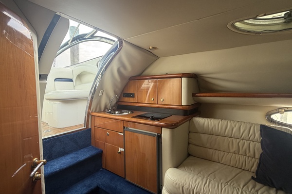 34ft Sunseeker Yacht For Sale