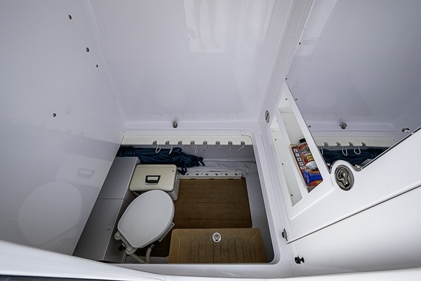 E Z WAY 41ft Bahama Yacht For Sale