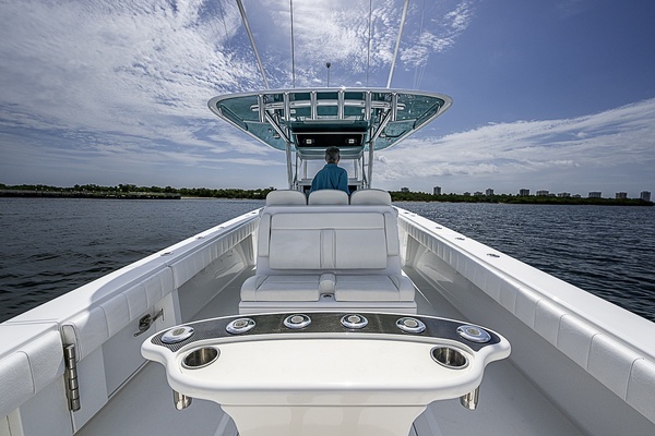 Bahama Center Console Yacht For Sale