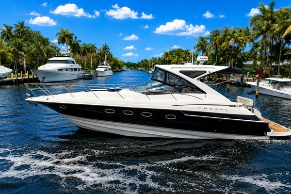 2008 Regal 44