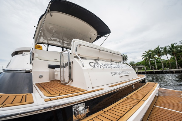 44ft Regal Yacht For Sale